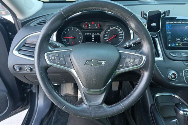 Used Chevrolet Malibu XL 2020 Redline 550T Automatic Sport Edition Steering Wheel