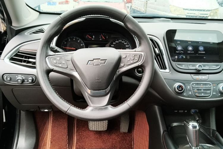 Used Chevrolet Malibu XL 2020 Redline 550T Automatic Sport Edition Steering Wheel