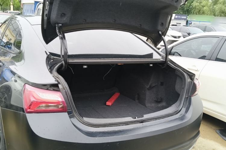 Used Chevrolet Malibu XL 2020 Redline 550T Automatic Sport Edition Trunk