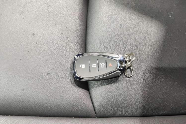 Used Chevrolet Malibu XL 2020 Redline 550T Automatic Sport Edition Vehicle Key
