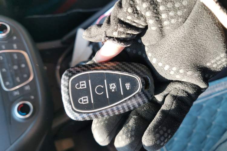 Used Chevrolet Malibu XL 2020 Redline 550T Automatic RuiLian Edition Vehicle Key