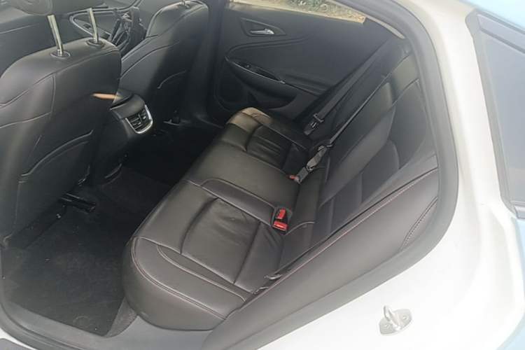 Used Chevrolet Malibu XL 2020 Redline 550T Automatic Sport Edition Left Rear Seat
