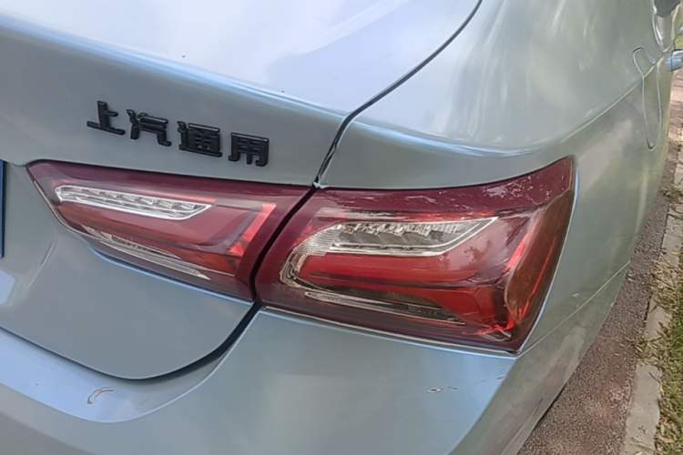 Used Chevrolet Malibu XL 2020 Redline 550T Automatic Sport Edition Right Rear Taillight