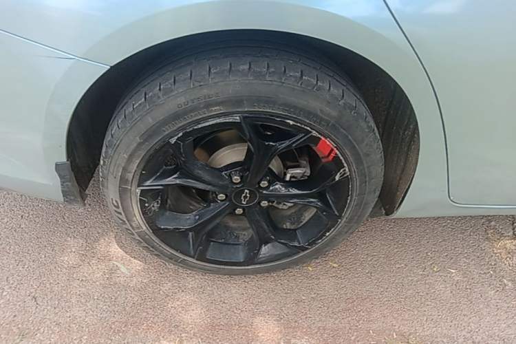 Used Chevrolet Malibu XL 2020 Redline 550T Automatic Sport Edition Right Rear Wheel Hub