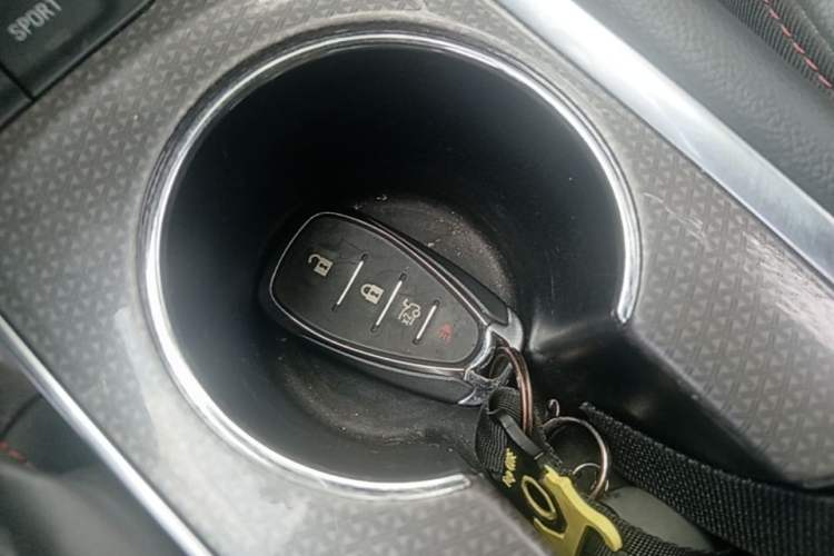Used Chevrolet Malibu XL 2020 Redline 550T Automatic Sport Edition Vehicle Key