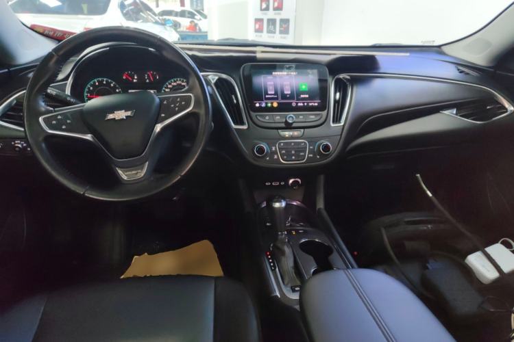 Used Chevrolet Malibu XL 2020 535T CVT Sharp Edition Center Console