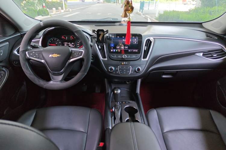 Used Chevrolet Malibu XL 2020 535T CVT Sharp Edition Center Console