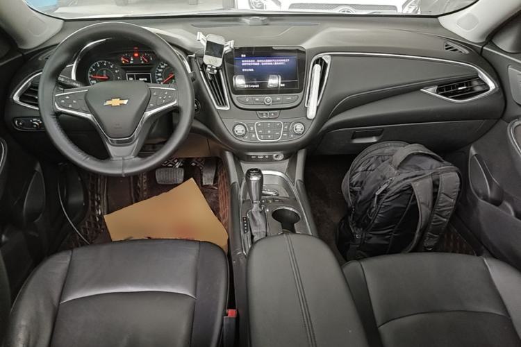 Used Chevrolet Malibu XL 2020 535T CVT Sharp Edition Center Console