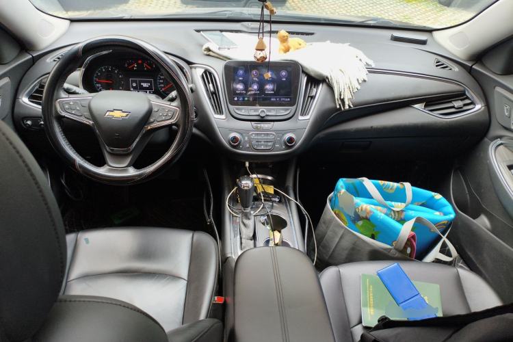 Used Chevrolet Malibu XL 2020 535T CVT Sharp Edition Center Console
