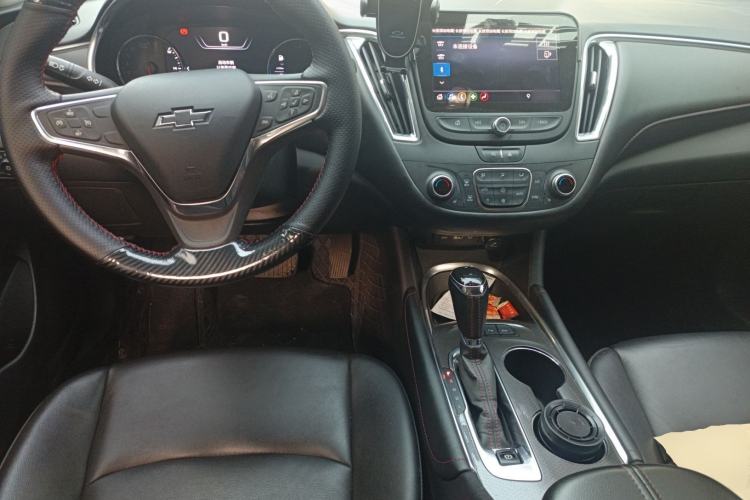 Used Chevrolet Malibu XL 2020 Redline 550T Automatic RuiLian Edition Center Console