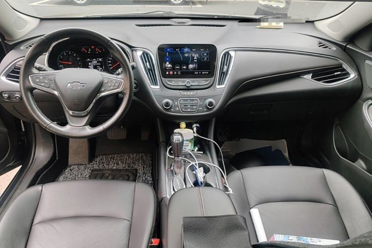 Used Chevrolet Malibu XL 2020 Redline 550T Automatic Sport Edition Center Console