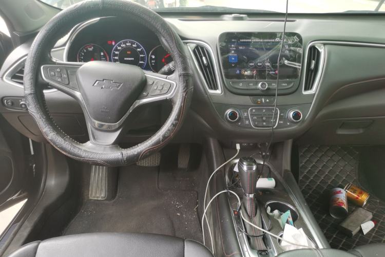 Used Chevrolet Malibu XL 2020 Redline 550T Automatic RuiLian Edition Center Console