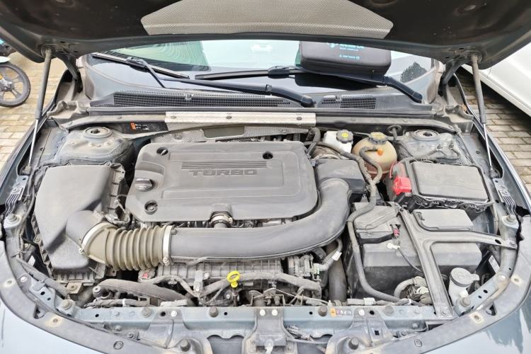 Used Chevrolet Malibu XL 2020 Redline 550T Automatic Sport Edition Engine Bay