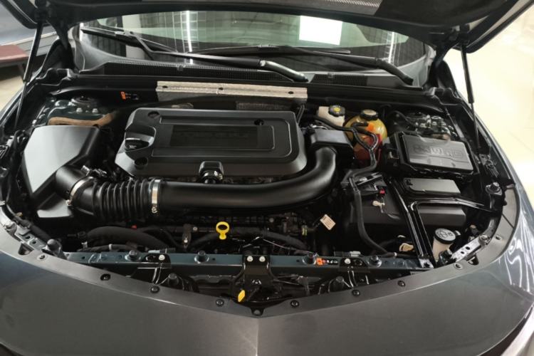 Used Chevrolet Malibu XL 2020 Redline 550T Automatic RuiLian Edition Engine Bay