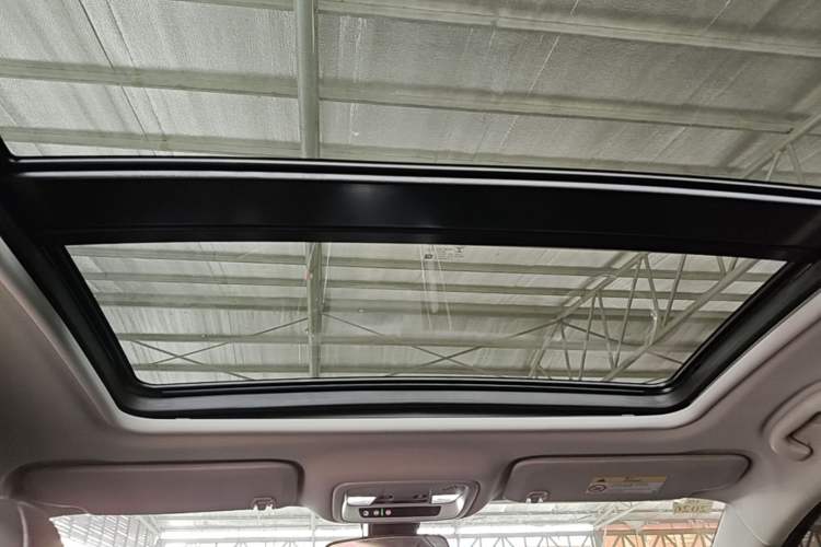 Used Chevrolet Malibu XL 2020 535T CVT Sharp Edition Headliner