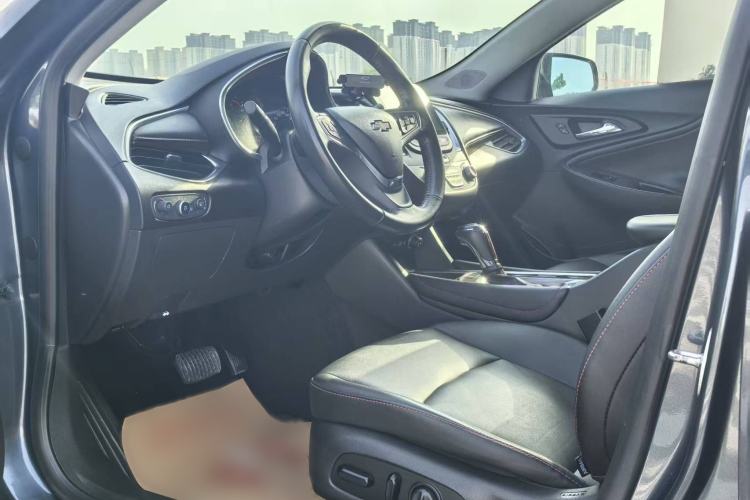 Used Chevrolet Malibu XL 2020 Redline 550T Automatic Sport Edition Interior 1