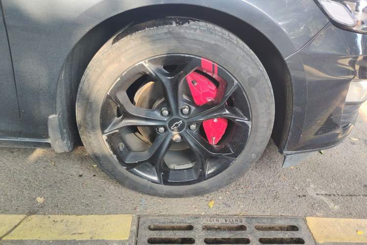 Used Chevrolet Malibu XL 2020 Redline 550T Automatic RuiLian Edition Right Front Wheel Hub