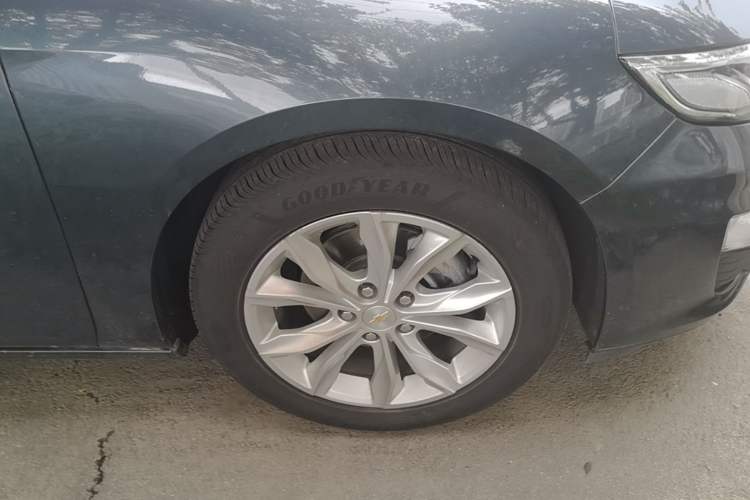 Used Chevrolet Malibu XL 2020 535T CVT Sharp Edition Right Front Wheel Hub
