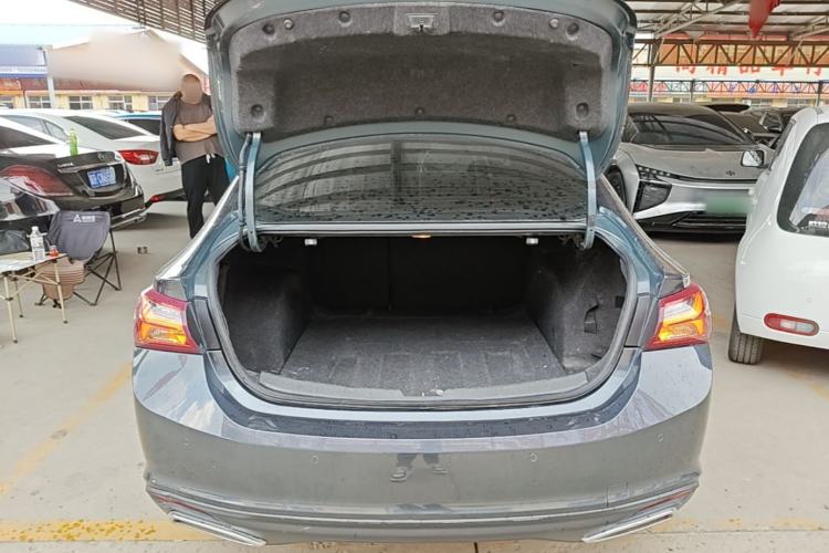 Used Chevrolet Malibu XL 2020 535T CVT Sharp Edition Trunk