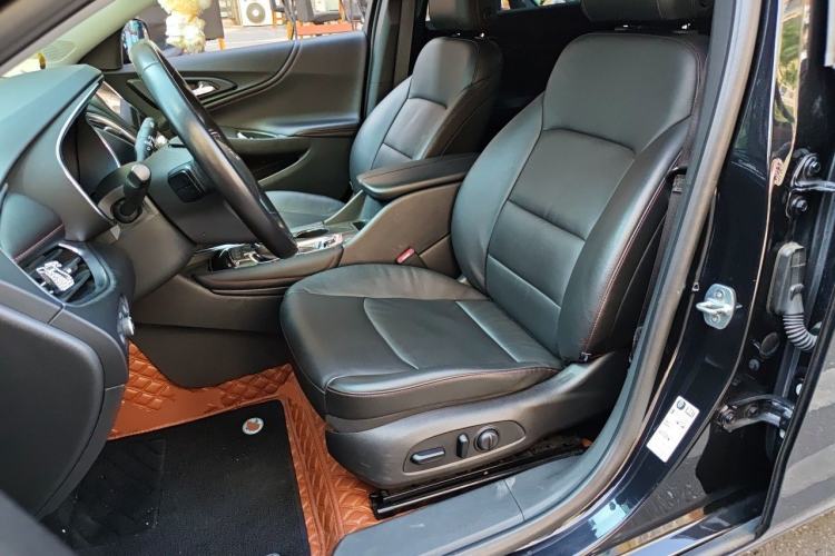Used Chevrolet Malibu XL 2020 Redline 550T Automatic Sport Edition Left Front Seat