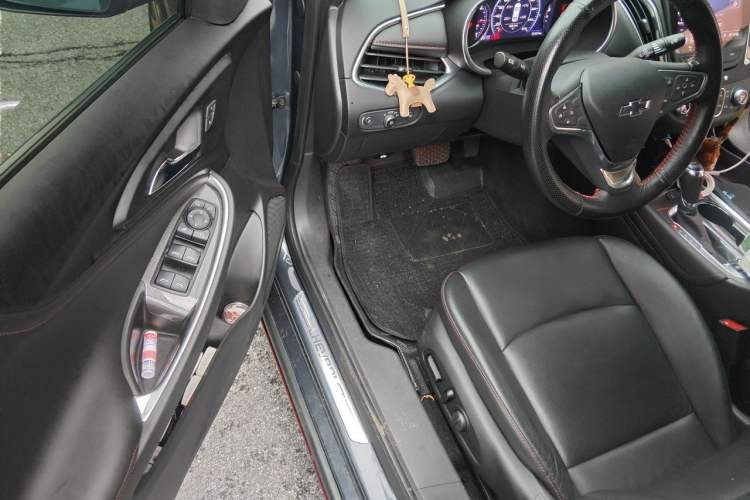 Used Chevrolet Malibu XL 2020 Redline 550T Automatic RuiLian Edition Driver Seat