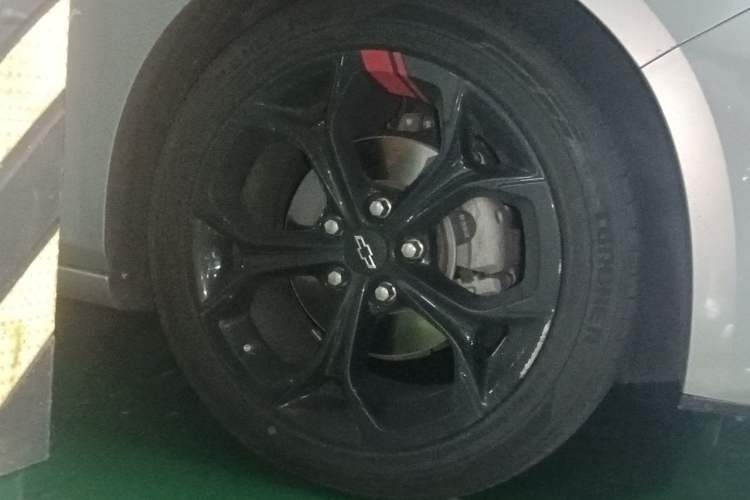 Used Chevrolet Malibu XL 2020 Redline 550T Automatic RuiLian Edition Right Front Wheel Hub
