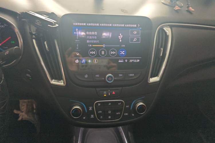 Used Chevrolet Malibu XL 2020 535T CVT Sharp Edition Audio And AC Panel