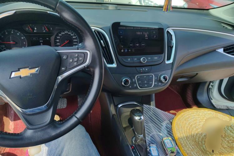 Used Chevrolet Malibu XL 2020 535T CVT Sharp Edition Center Console