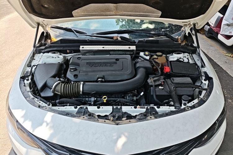 Used Chevrolet Malibu XL 2020 Redline 550T Automatic Sport Edition Engine Bay