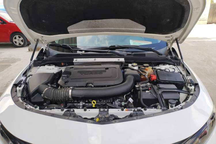 Used Chevrolet Malibu XL 2020 Redline 550T Automatic Sport Edition Engine Bay