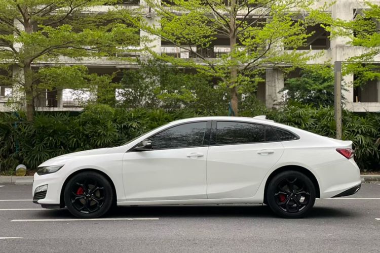 Used Chevrolet Malibu XL 2020 Redline 550T Automatic Sport Edition Exterior 5