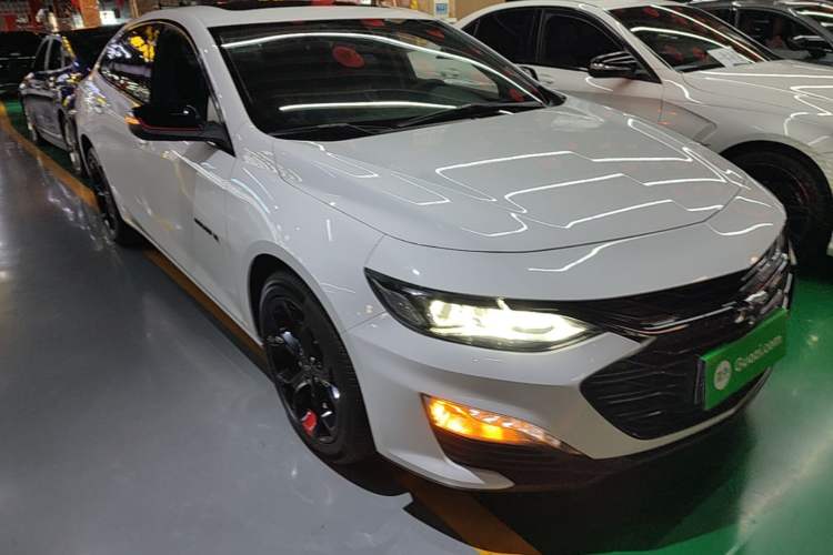 Used Chevrolet Malibu XL 2020 Redline 550T Automatic RuiLian Edition Front Right 45 Deg