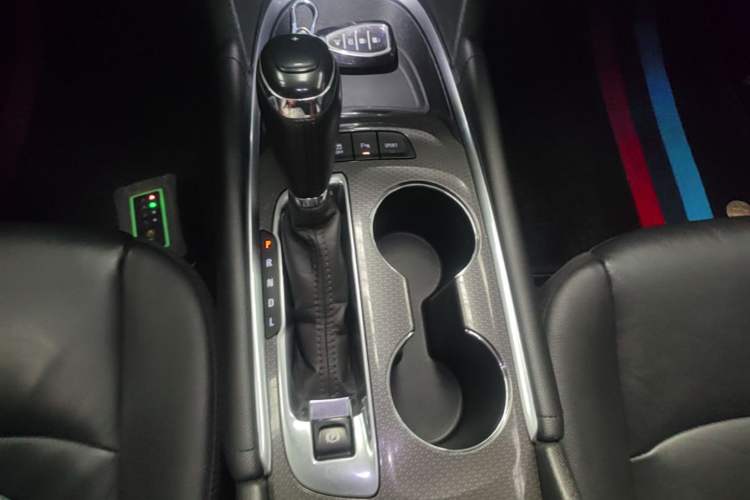 Used Chevrolet Malibu XL 2020 535T CVT Sharp Edition Gear Lever