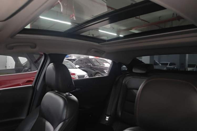 Used Chevrolet Malibu XL 2020 Redline 550T Automatic Sport Edition Headliner