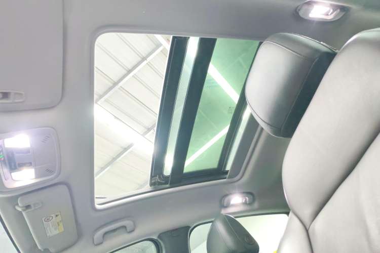 Used Chevrolet Malibu XL 2020 535T CVT RuiLian Edition Headliner