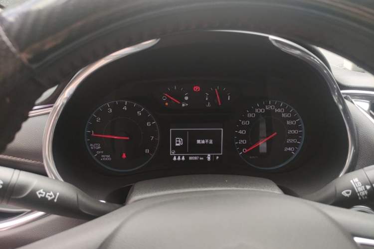 Used Chevrolet Malibu XL 2020 Redline 550T Automatic Sport Edition Instrument Cluster