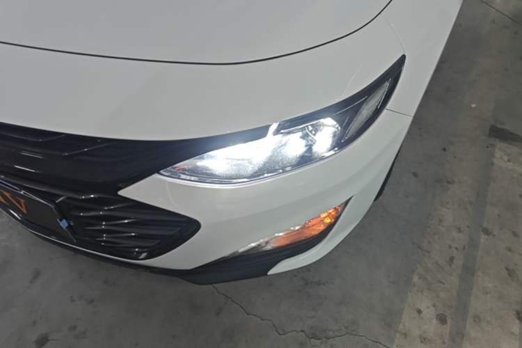 Used Chevrolet Malibu XL 2020 Redline 550T Automatic Sport Edition Left Front Headlight