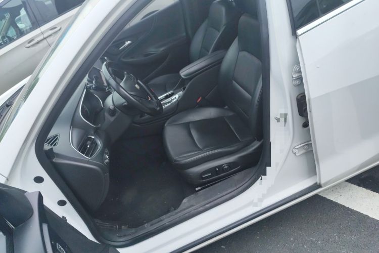 Used Chevrolet Malibu XL 2020 535T CVT Sharp Edition Left Front Seat