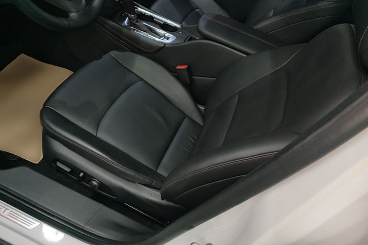 Used Chevrolet Malibu XL 2020 Redline 550T Automatic RuiLian Edition Left Front Seat