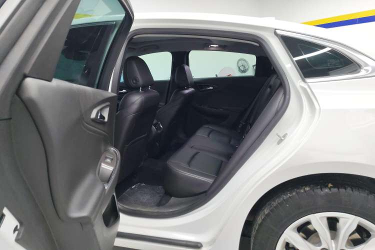 Used Chevrolet Malibu XL 2020 535T CVT RuiLian Edition Left Rear Seat