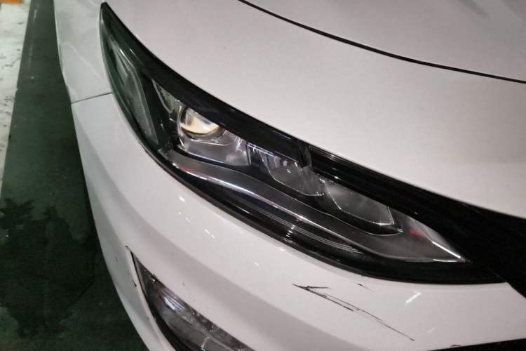 Used Chevrolet Malibu XL 2020 Redline 550T Automatic RuiLian Edition Right Front Headlight