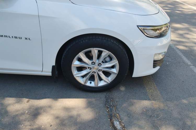 Used Chevrolet Malibu XL 2020 535T CVT Sharp Edition Right Front Wheel Hub