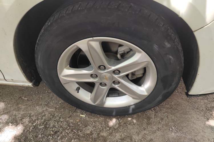 Used Chevrolet Malibu XL 2020 535T CVT Rui Xing Edition Right Front Wheel Hub