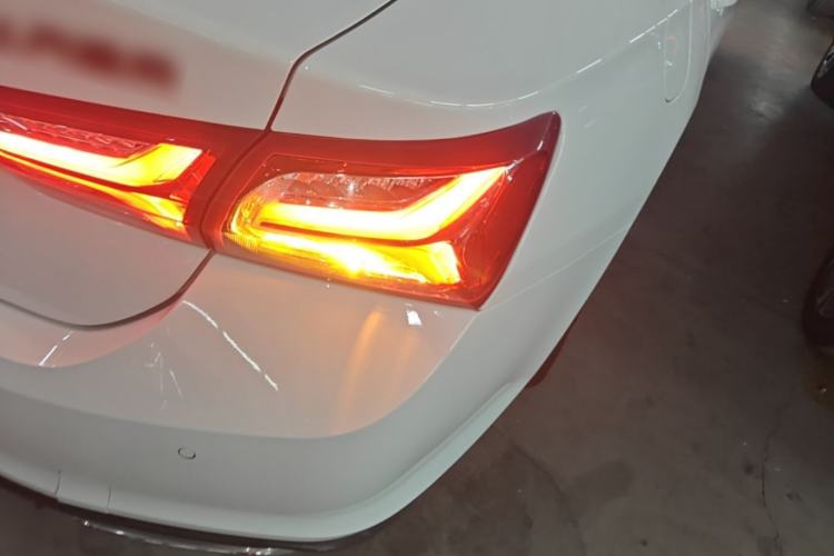 Used Chevrolet Malibu XL 2020 Redline 550T Automatic Sport Edition Right Rear Taillight