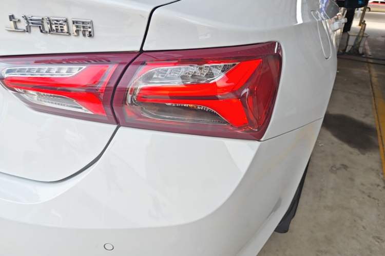 Used Chevrolet Malibu XL 2020 535T CVT Sharp Edition Right Rear Taillight