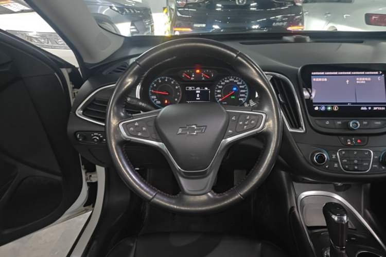 Used Chevrolet Malibu XL 2020 Redline 550T Automatic Sport Edition Steering Wheel
