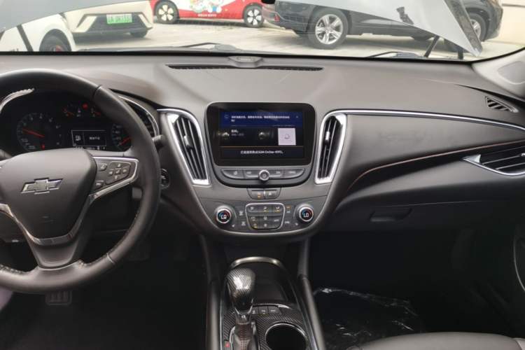 Used Chevrolet Malibu XL 2021 Redline 550T Automatic Sharp Edition Audio And AC Panel