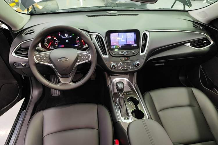 Used Chevrolet Malibu XL 2021 535T Automatic RuiLian Edition Audio And AC Panel