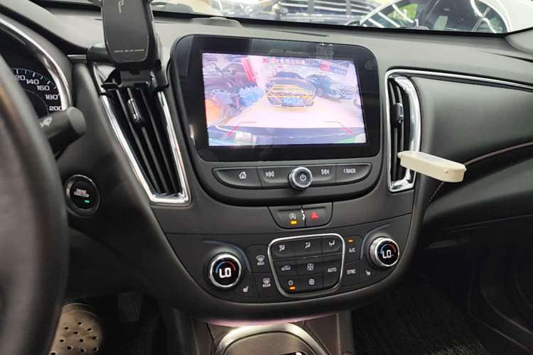 Used Chevrolet Malibu XL 2021 Redline 550T Automatic Sharp Edition Audio And AC Panel