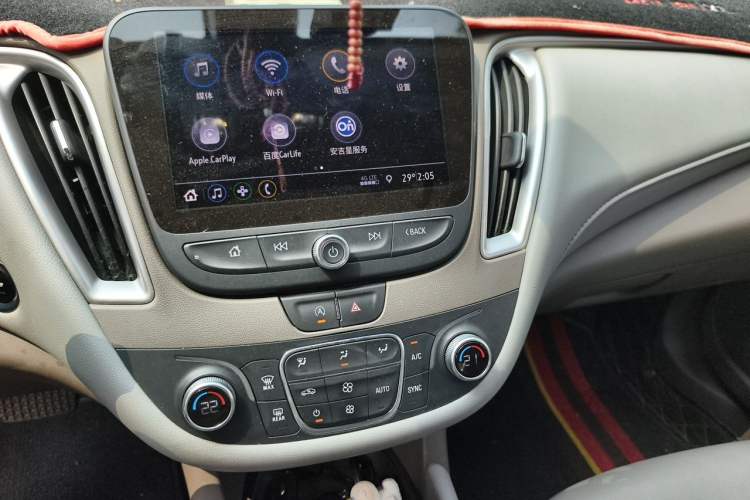 Used Chevrolet Malibu XL 2021 535T Automatic Sharp Edition Audio And AC Panel